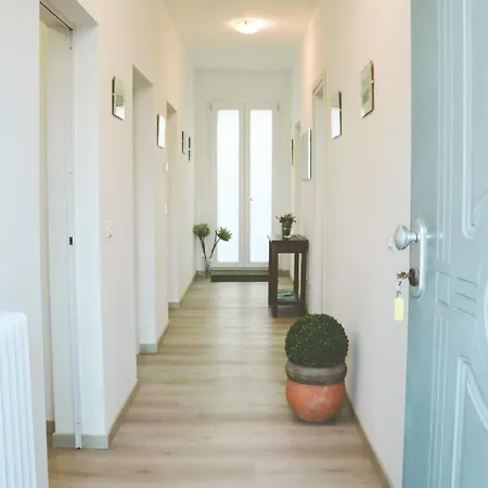 La Casa Di Piccoli Di Gabriele Martelli E Catia Pacetti - Apartment Ancona